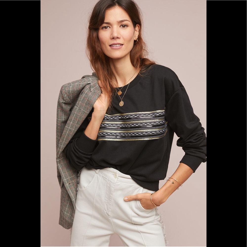 Black pullover